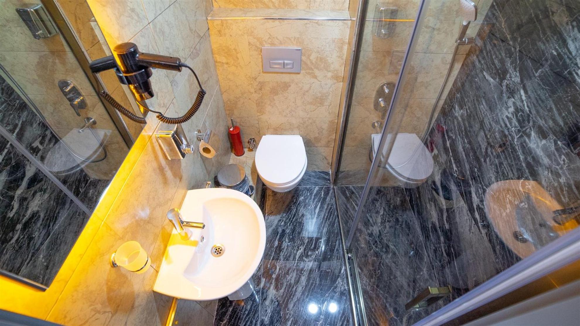Blue Marina Hotel أنطاليا المظهر الخارجي الصورة
